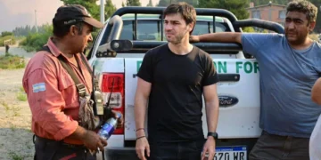 Ignacio Torres presiona por penas más duras contra incendiarios.