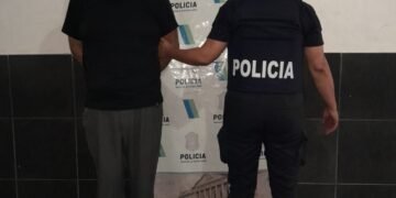 El asesino de maximiliano balbuena está detenido y se busca intensamente a su hijo prófugo