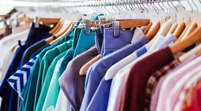 El dilema textil: precios caen, consumo no reacciona.