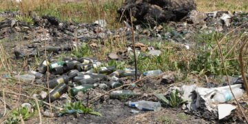 Merlo impone fuertes multas y líneas telefónicas para denunciar a quienes ensucian los espacios públicos