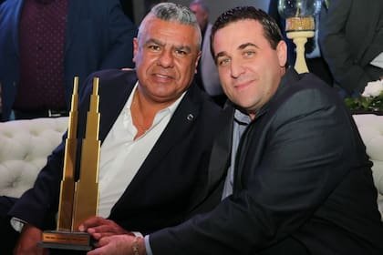 Claudio Tapia y Pablo Toviggino enfrentan embargo y procesamiento por evasión fiscal en la AFA