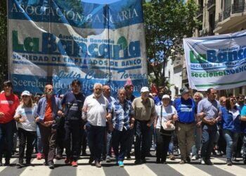 La Asociación Bancaria convoca a un paro de 24 horas en el BCRA para el 27 de abril: implicaciones para el sistema financiero