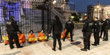 La Izquierda Ataca: El plan económico es un fraude