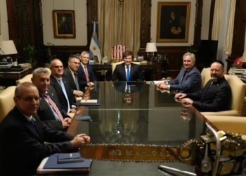 Javier Milei se reúne en la Casa Rosada con el magnate tecnológico Peter Thiel