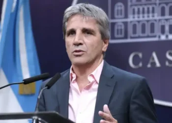 La “madre de la estabilidad”: Luis Caputo afirma que el equilibrio fiscal es la clave para Argentina.