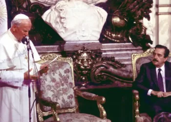 Rememorando la visita de Juan Pablo II a Argentina en 1987: un recorrido de esperanza y reflexión