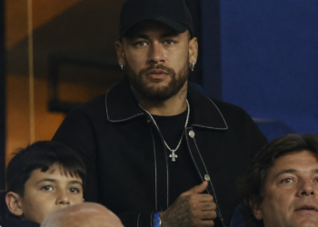 Estrella internacional en La Bombonera: el futbolista que anhela jugar en Boca estuvo presente en el duelo ante Cruzeiro