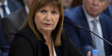 Bullrich Encabeza Reunión Empresarial en el Senado para Respaldar la Reforma Laboral