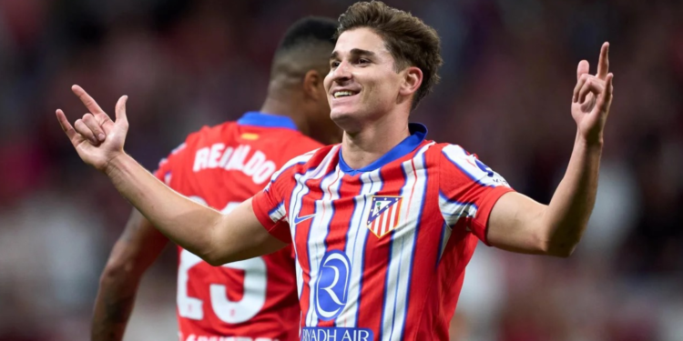 El PSG presenta una oferta monumental al Atlético de Madrid por Julián Álvarez