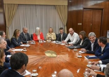 El Gobierno negocia con aliados ante la falta de apoyo para eliminar las PASO: las gestiones de Bullrich y Santilli
