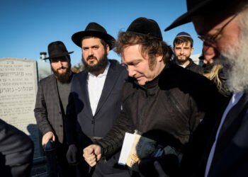 Milei asistió a un homenaje al Rebe de Lubavitch y defendió el capitalismo como el sistema divino