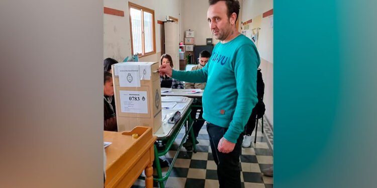 Martín Ruiz, el intendente de Pueblo Brugo que sufrió una agresión por parte de un concejal