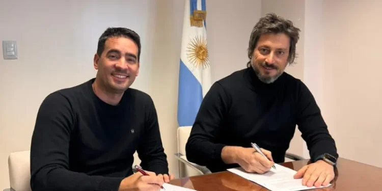Adrián Ravier asume como nuevo vocero del Gobierno