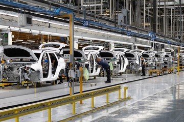 La industria, el sector más afectado por el aumento del desempleo en el último año