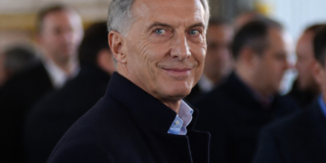 Macri se prepara para su llegada a Buenos Aires y el PRO ajusta su estrategia ante el caso Adorni