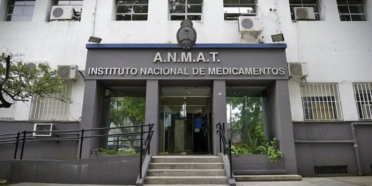 Se simplifican requisitos para medicamentos y se agiliza su disponibilidad