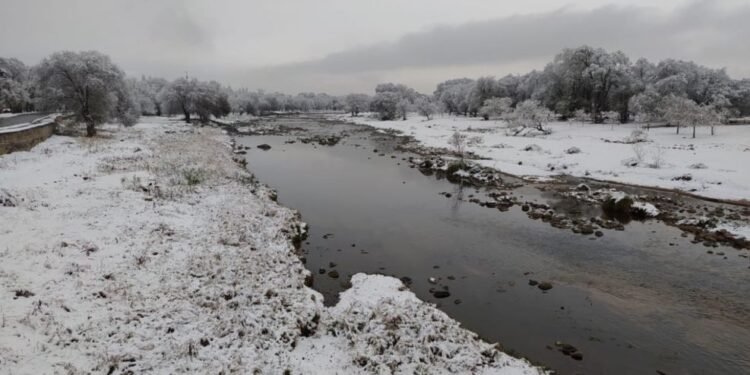 Alerta roja y amarilla por frío extremo, tormentas y nevadas para el miércoles 29 de julio