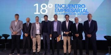 Exportaciones récord en la industria del software argentino, pero el empleo cae por primera vez en seis años