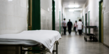 Un niño falleció por asfixia al tragarse una perla en Santiago del Estero