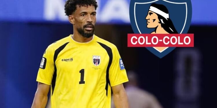 Bienvenida triunfal a Vozinha en Colo Colo: miles de fanáticos lo celebraron en su presentación
