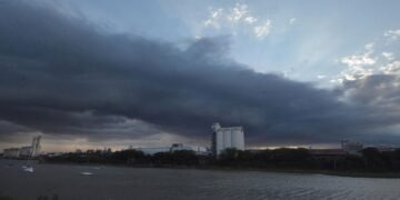 Alerta naranja y amarilla por tormentas, vientos y frío extremo para este jueves 6 de agosto: provincias afectadas