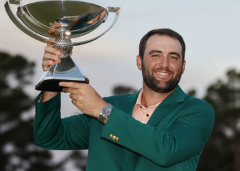 Scottie Scheffler se consagra ganando la FedEx Cup y rompe un récord de Tiger Woods