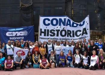 Docentes universitarios paran cinco días y reclaman al Gobierno el cumplimiento de la Ley de Financiamiento