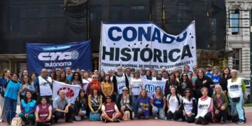 Docentes universitarios paran cinco días y reclaman al Gobierno el cumplimiento de la Ley de Financiamiento