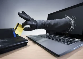 Advertencia por una nueva forma de estafa online: el engaño que utiliza la imagen del Banco Central para despojar los ahorros