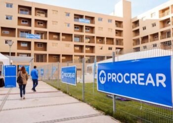 El Gobierno negocia con las provincias el traspaso de obras inconclusas del Procrear