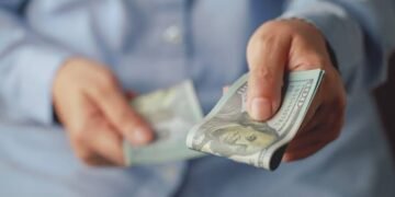 Los bancos podrán ampliar el crédito en dólares y apuntan a reactivar el financiamiento a empresas