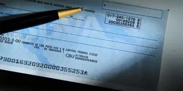El Gobierno eliminó una operatoria que permitía a las pymes evitar el impuesto al cheque