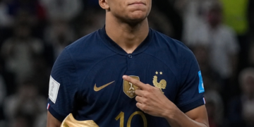 Interés inesperado en el fútbol: una estrella del Mundial expresa su deseo de cambiar de deporte