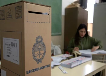 Reforma electoral: el Gobierno retoma las negociaciones en el Senado para intentar eliminar las PASO