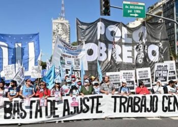 Organizaciones piqueteras vuelven a movilizarse y reclaman asistencia alimentaria y programas sociales