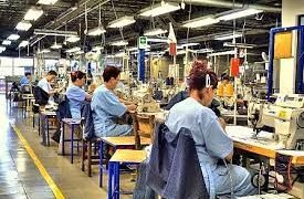 La industria volvió a caer en agosto y acumula una baja del 3% en lo que va del año