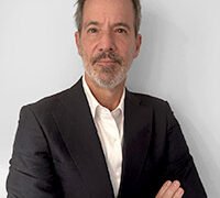 Análisis sobre el futuro del dólar y el panorama económico de 2027