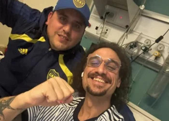 Daniel Osvaldo festeja desde el hospital el pase de Boca Juniors a la final de la Copa Sudamericana