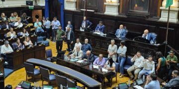 La oposición solicita medidas a cuatro presidentes para salvaguardar recursos del Atlántico Sur