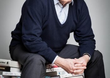 El autor cuya vida fue más sorprendente que sus historias: 300 millones de libros vendidos, pero tras las rejas