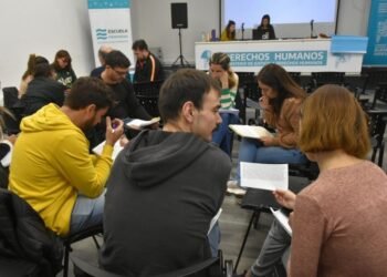 Será obligatoria la capacitación en Derechos Humanos para todos los empleados públicos en PBA