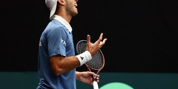 Fran Cerúndolo se enfrenta a Medvedev en el ATP 500 de Beijing: no pudo replicar las hazañas de Coria y Del Potro
